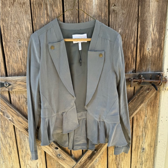 BCBGENERATION Open-Front Peplum Jacket - Picture 2 of 7